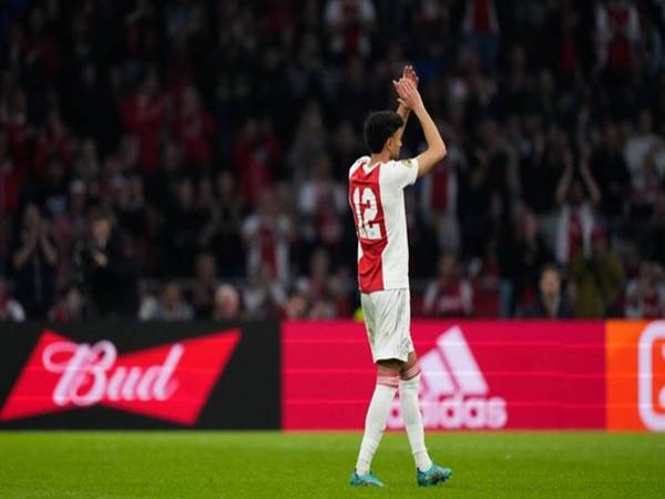 Chuyển nhượng 12/5: Mazraoui công khai sẽ gia nhập Bayern