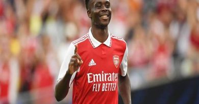 Tin Arsenal 28/2: Bukayo Saka sắp gia hạn với Pháo thủ